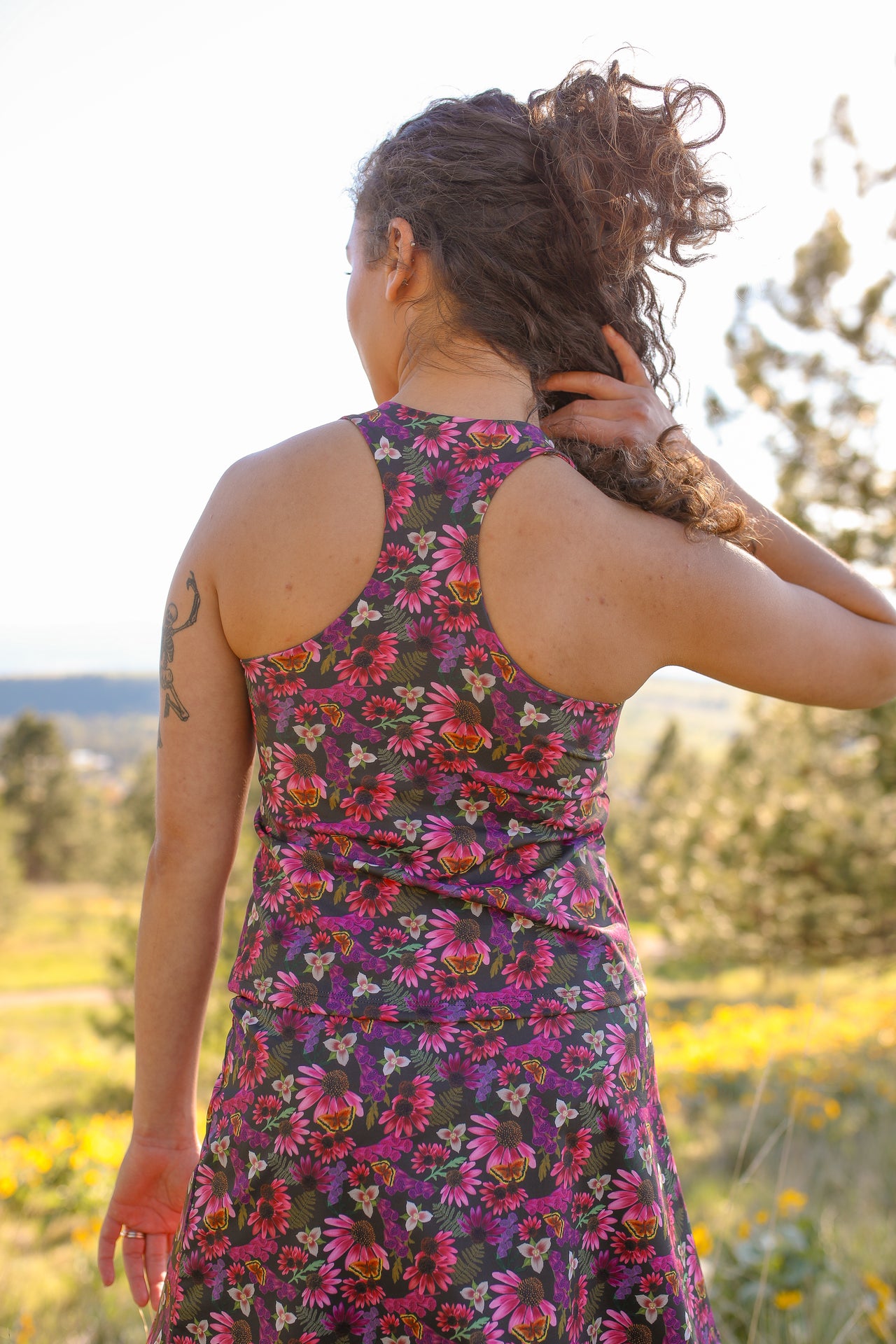 Commit Tank | Wolfmitten