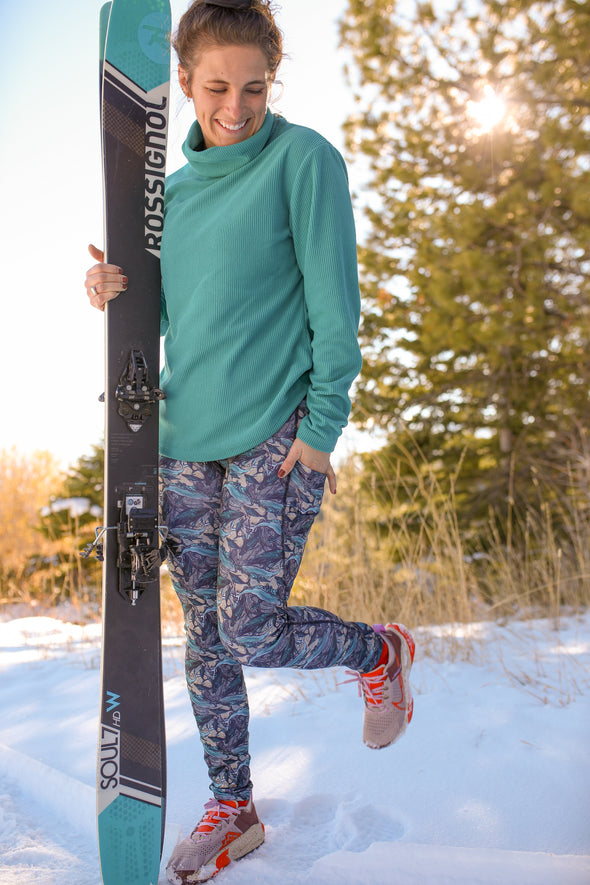 Go There Fleece Legging | Oh Whale